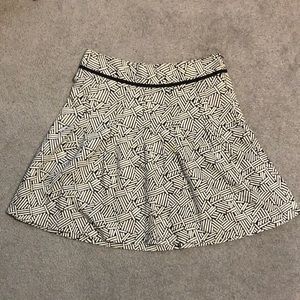 Ann Taylor Loft Black and White Geometric Patterned Skirt